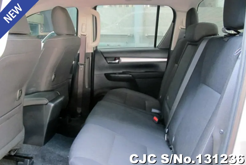 Toyota Hilux in Silver for Sale Image 10