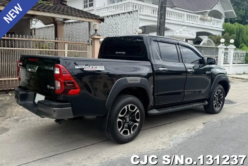 Toyota Hilux in Black for Sale Image 2