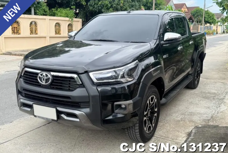 Toyota Hilux in Black for Sale Image 3