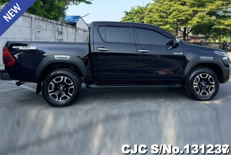 Toyota Hilux in Black for Sale Image 6