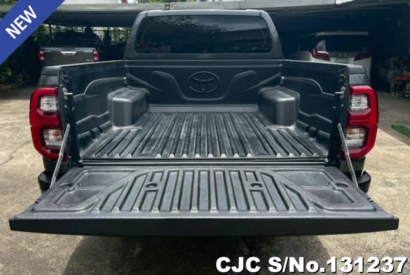 Toyota Hilux in Black for Sale Image 8