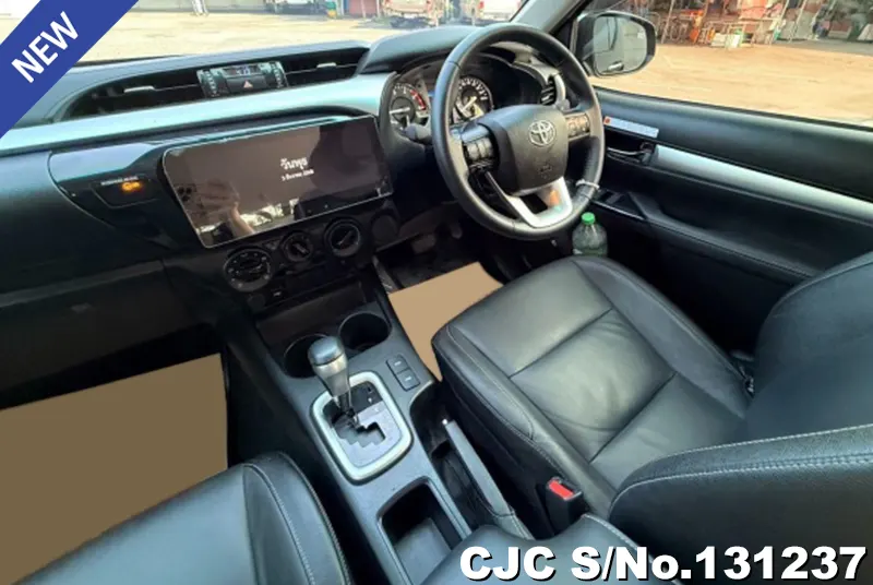 Toyota Hilux in Black for Sale Image 10