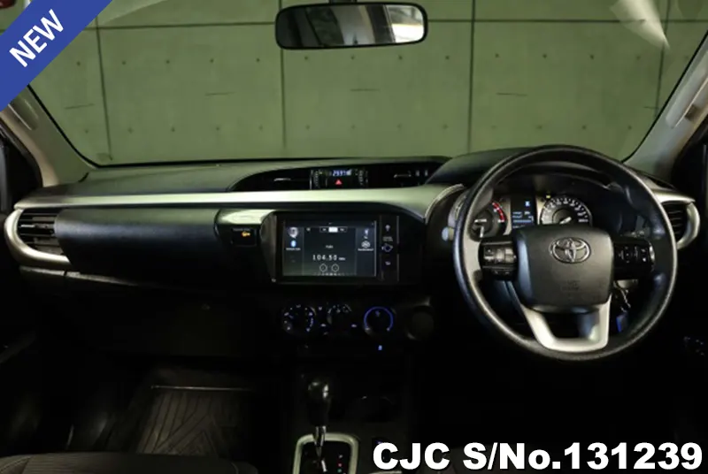 Toyota Hilux in Gray for Sale Image 4