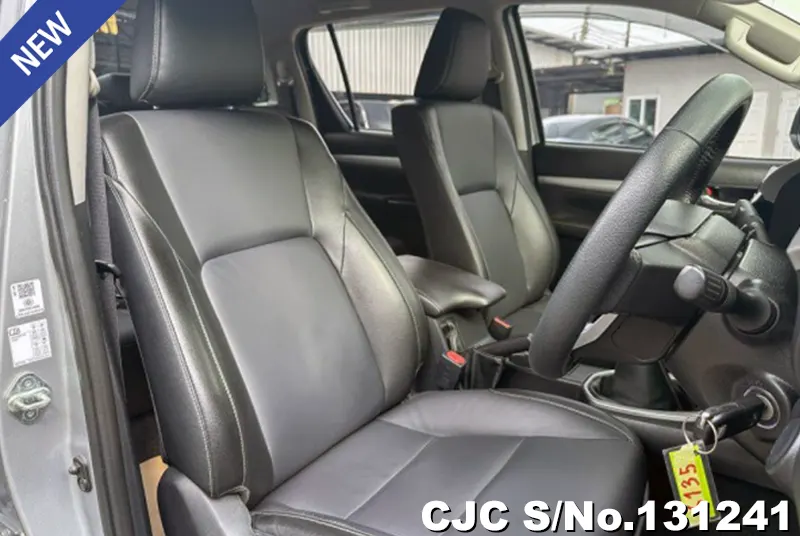 Toyota Hilux in Silver for Sale Image 5