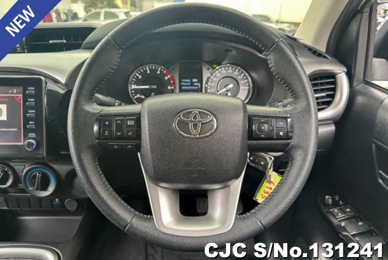 2023 Toyota / Hilux / Revo Stock No. 131241