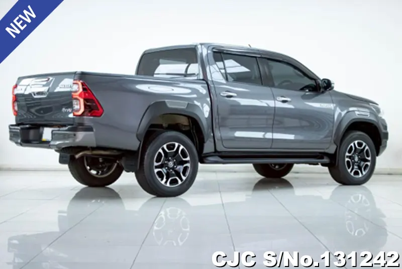 2023 Toyota / Hilux / Revo Stock No. 131242