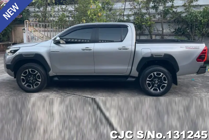 2023 Toyota / Hilux / Revo Stock No. 131245