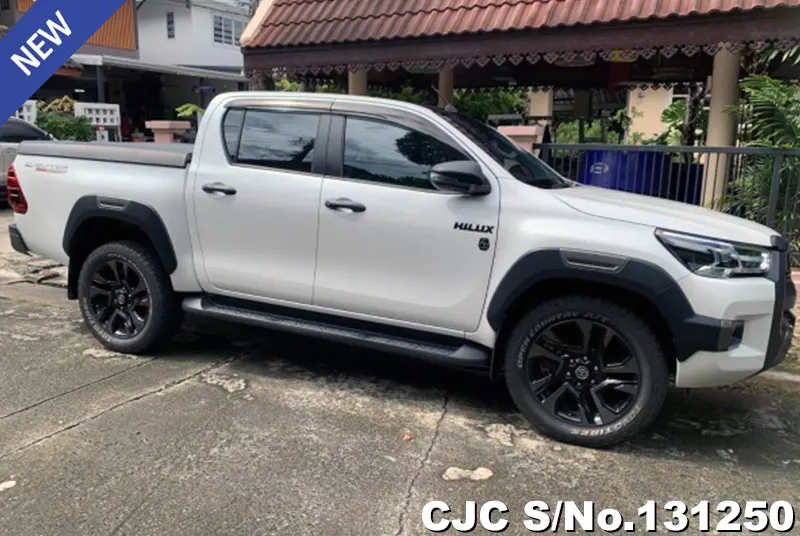 2022 Toyota / Hilux / Revo Stock No. 131250