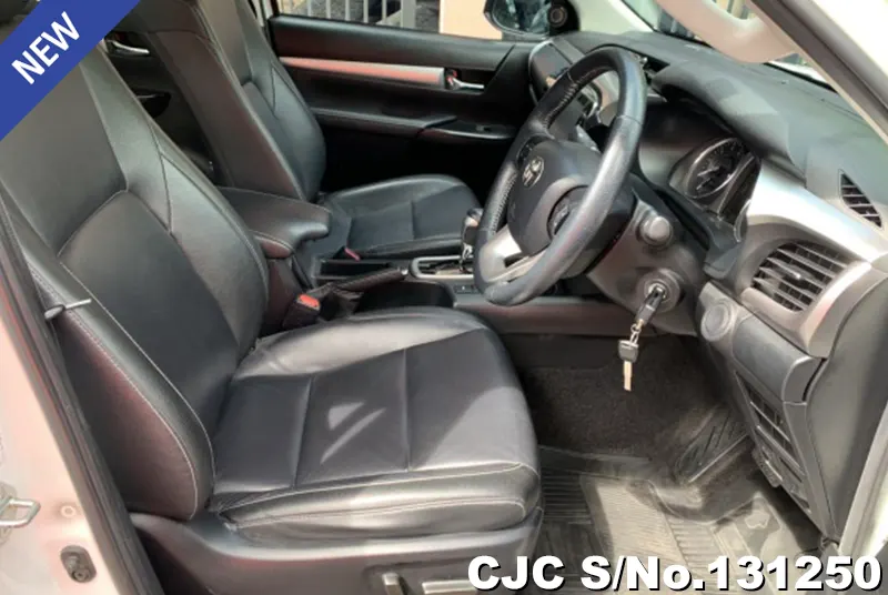 2022 Toyota / Hilux / Revo Stock No. 131250
