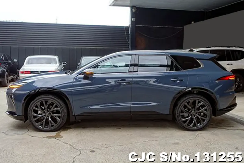 2025 Toyota / Crown Estate Stock No. 131255