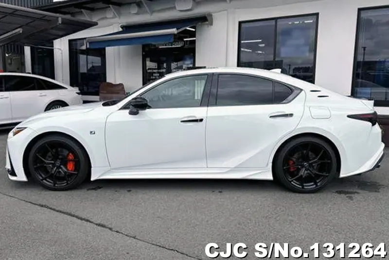 2025 Lexus / LS 300H  Stock No. 131264