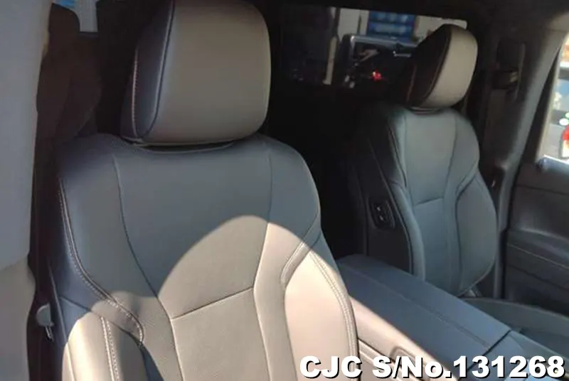 2025 Toyota / Vellfire Stock No. 131268