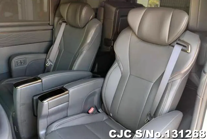 2025 Toyota / Vellfire Stock No. 131268