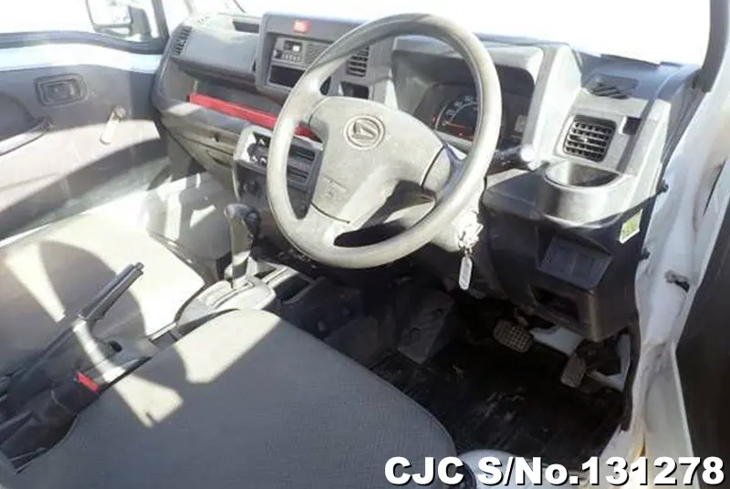 2015 Daihatsu / Hijet Stock No. 131278