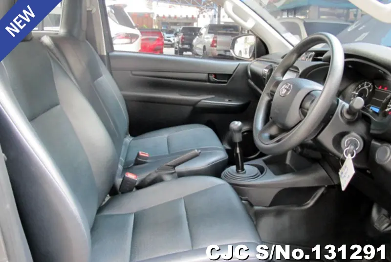 Toyota Hilux in Gray for Sale Image 6