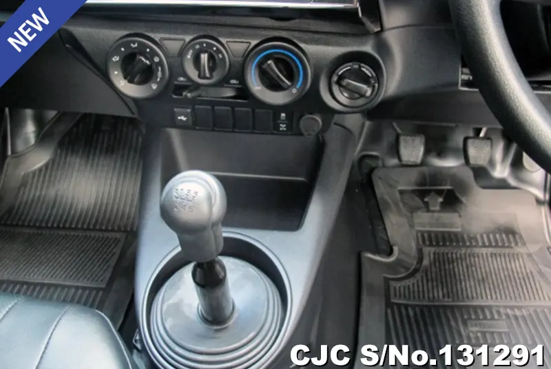 2025 Toyota / Hilux / Revo Stock No. 131291