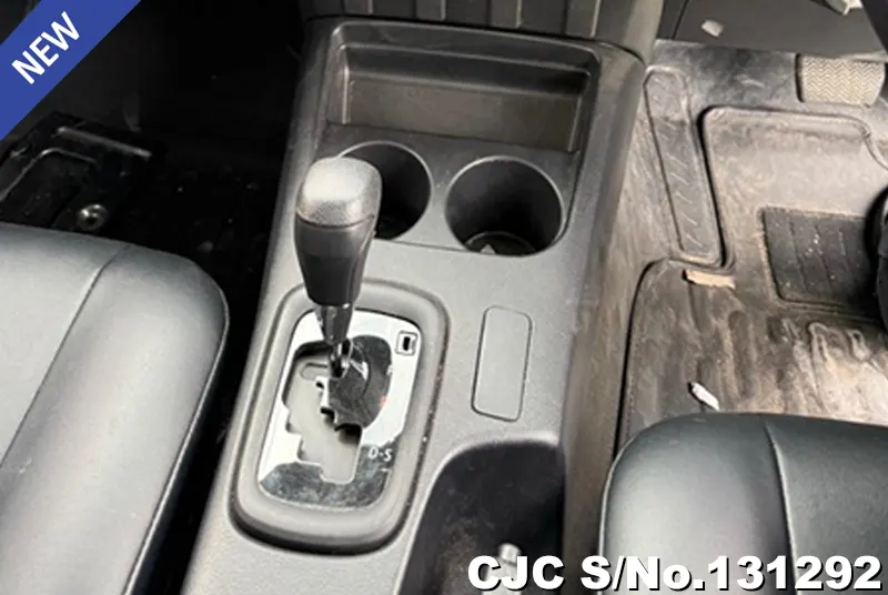 Toyota Hilux in Gray for Sale Image 11