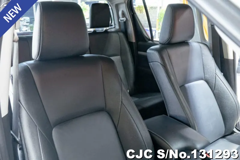 Toyota Hilux in White for Sale Image 7