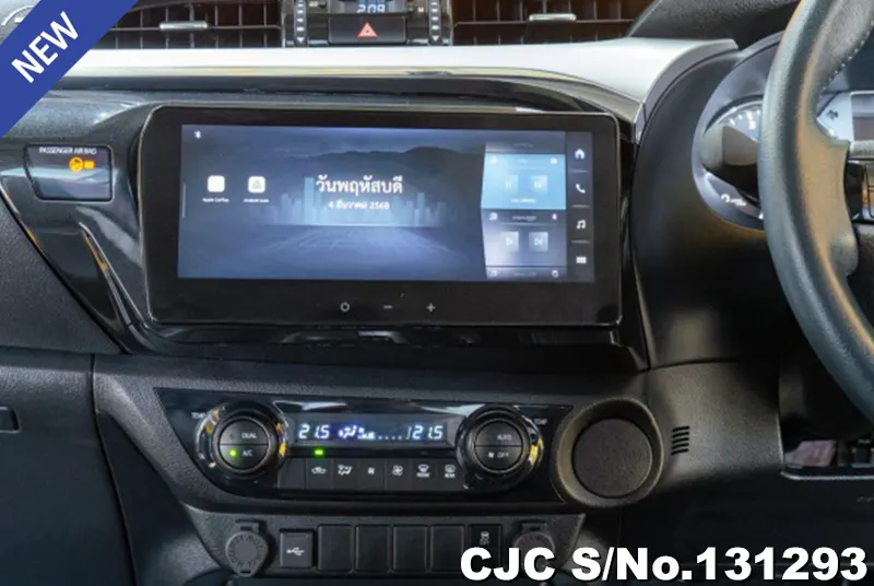 Toyota Hilux in White for Sale Image 10