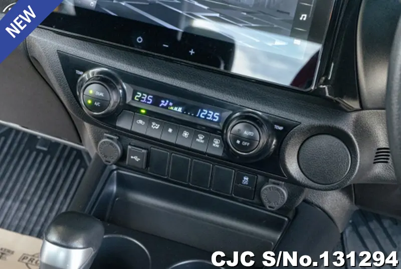 2024 Toyota / Hilux / Revo Stock No. 131294