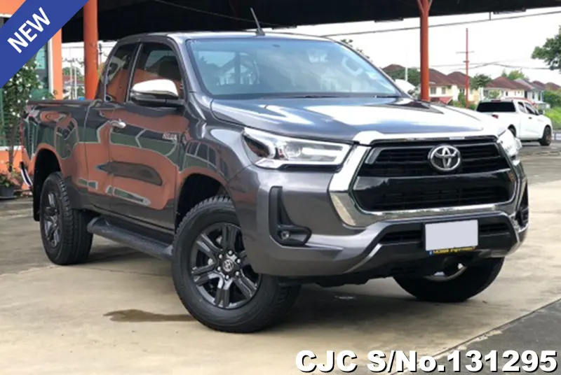 Toyota / Hilux / Revo