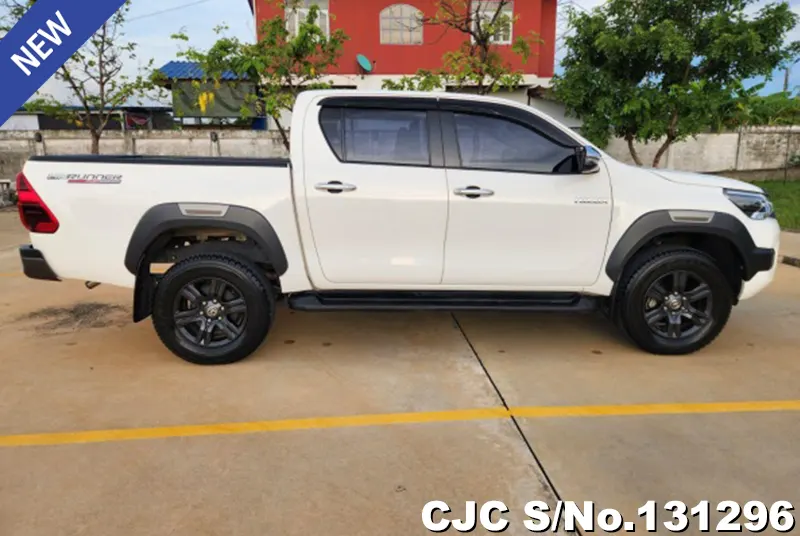 2023 Toyota / Hilux / Revo Stock No. 131296