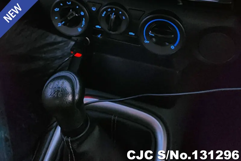 2023 Toyota / Hilux / Revo Stock No. 131296