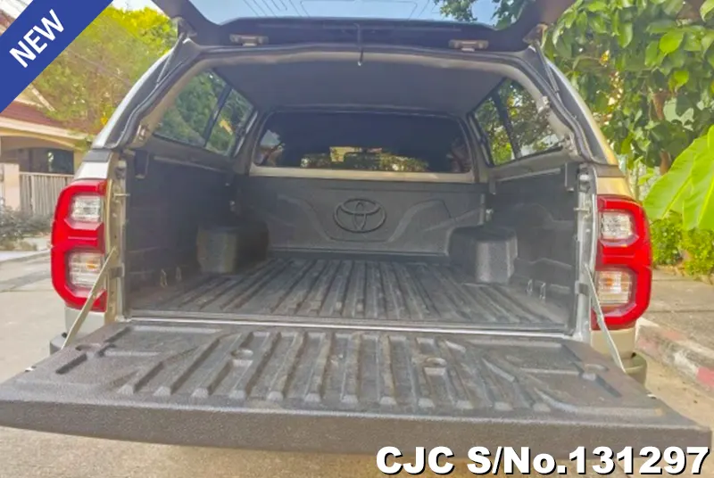 2023 Toyota / Hilux / Revo Stock No. 131297