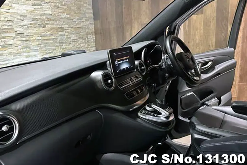 2017 Mercedes Benz / V Class Stock No. 131300