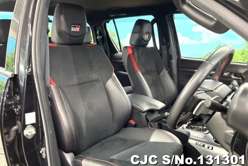 Toyota Hilux in Black for Sale Image 7