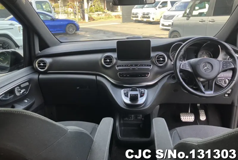 2019 Mercedes Benz / V Class Stock No. 131303