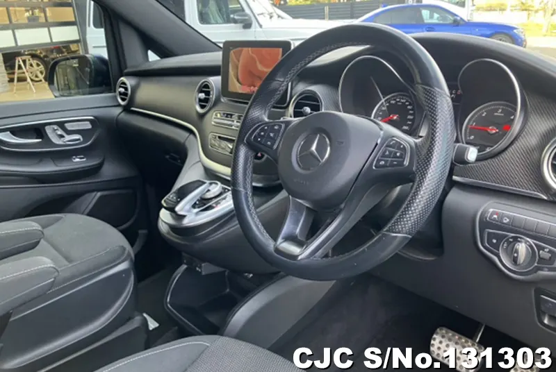 2019 Mercedes Benz / V Class Stock No. 131303