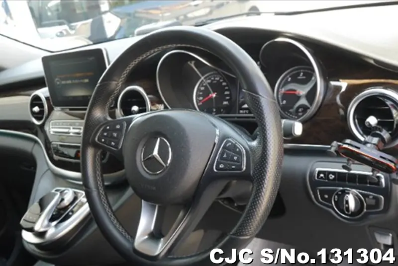 2019 Mercedes Benz / V Class Stock No. 131304