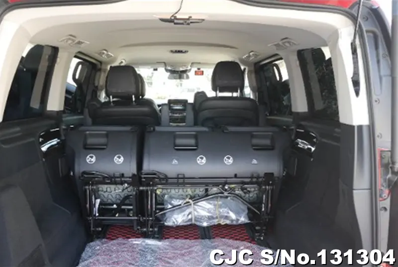 2019 Mercedes Benz / V Class Stock No. 131304