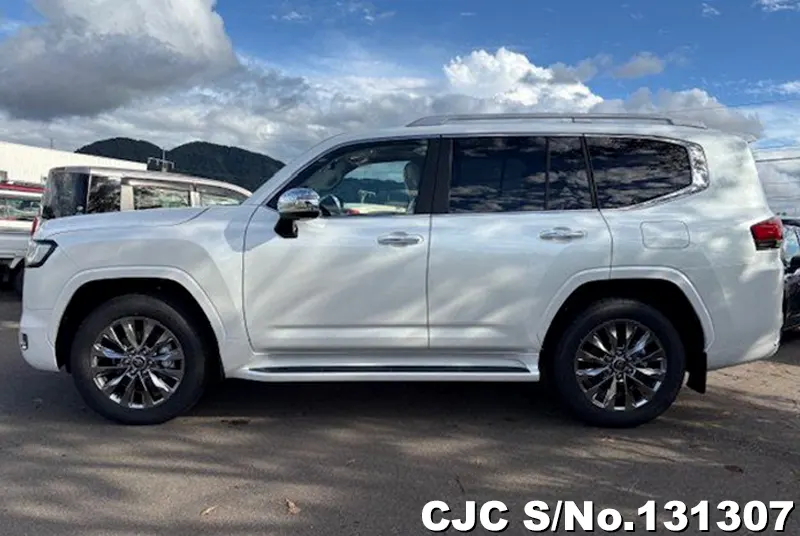 2025 Toyota / Land Cruiser Stock No. 131307