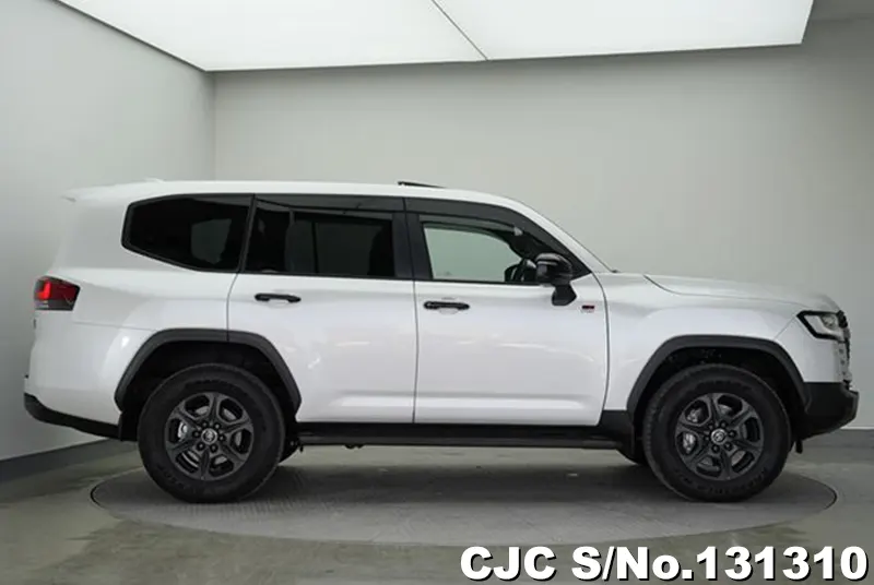 2025 Toyota / Land Cruiser Stock No. 131310