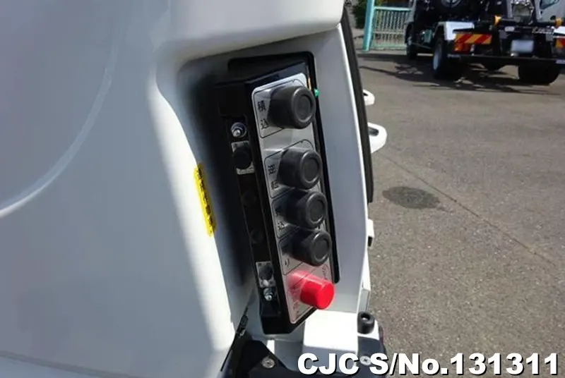 2025 Toyota / Dyna Stock No. 131311