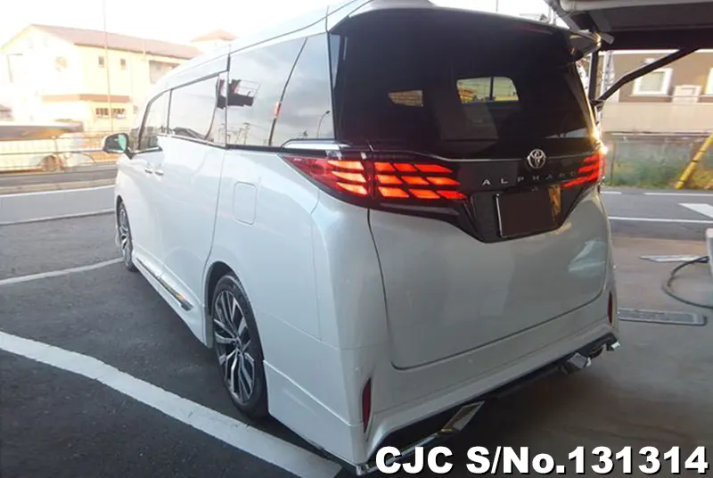 2025 Toyota / Alphard Stock No. 131314