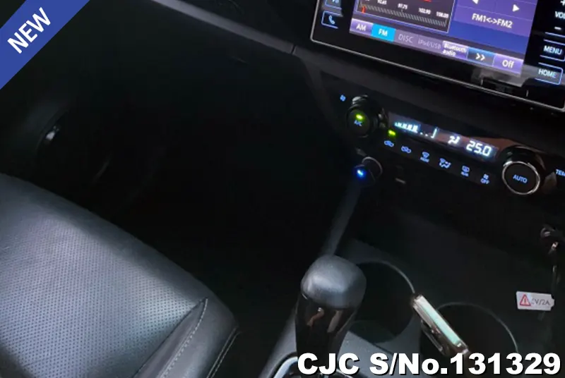 2019 Toyota / Hilux / Revo Stock No. 131329