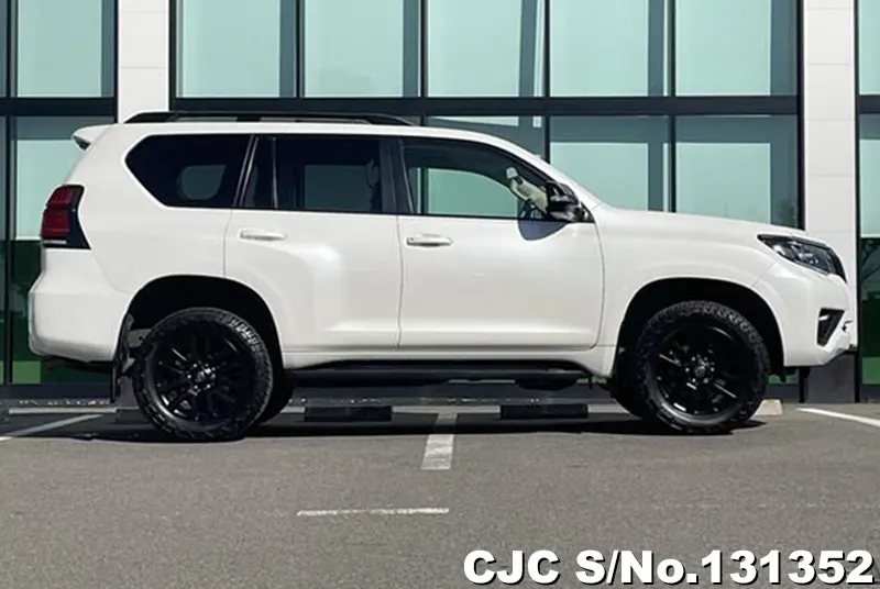 2023 Toyota / Land Cruiser Prado Stock No. 131352