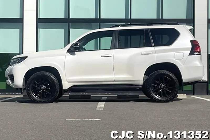 2023 Toyota / Land Cruiser Prado Stock No. 131352