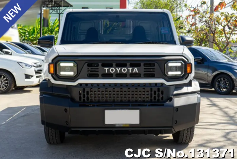 2024 Toyota / Hilux / Champ Stock No. 131371