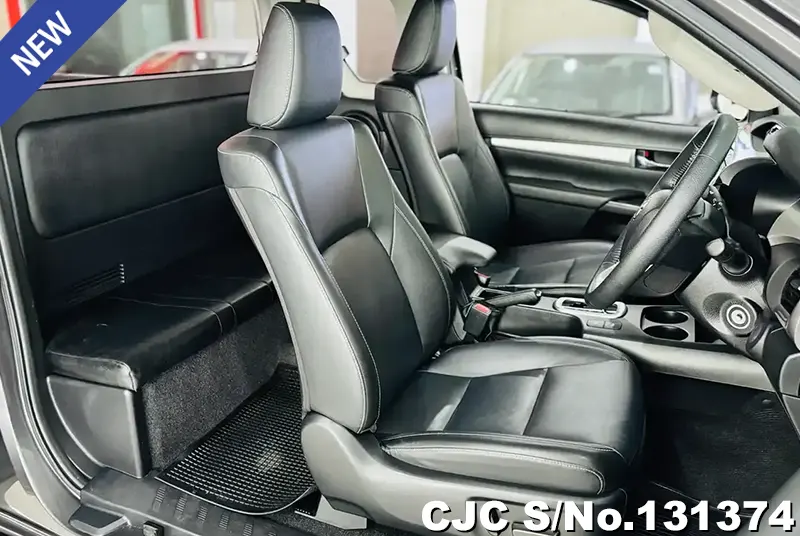 2022 Toyota / Hilux / Revo Stock No. 131374