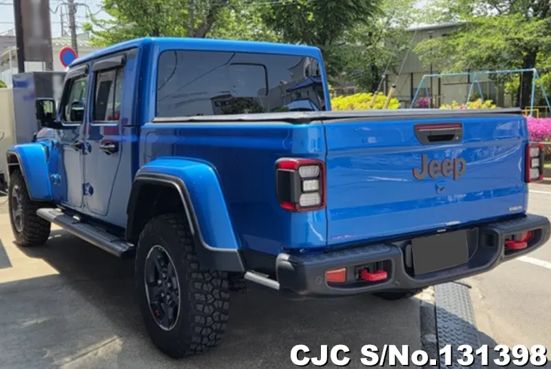 Jeep Gladiator in Blue for Sale Image 1