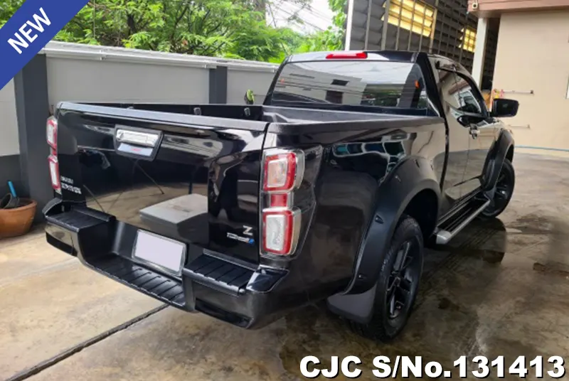 Isuzu D-Max in Black for Sale Image 2