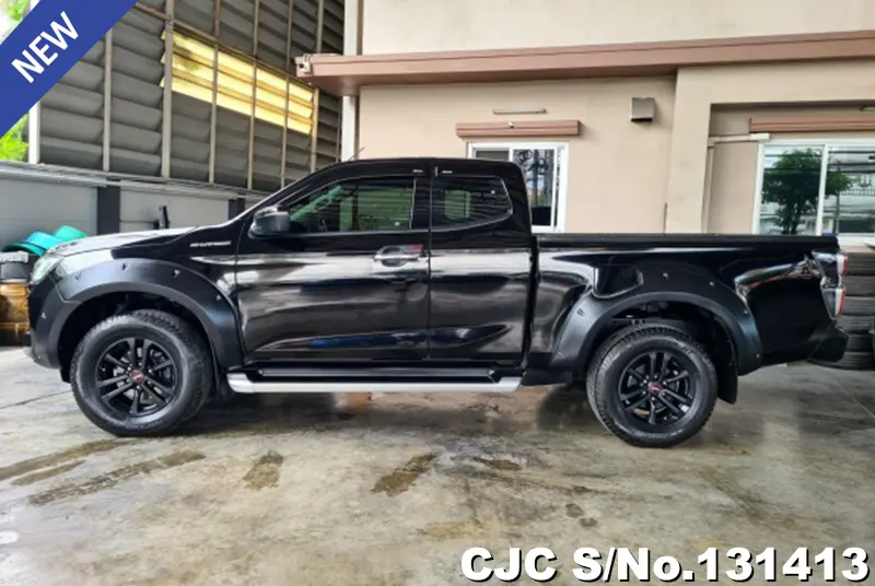 Isuzu D-Max in Black for Sale Image 7