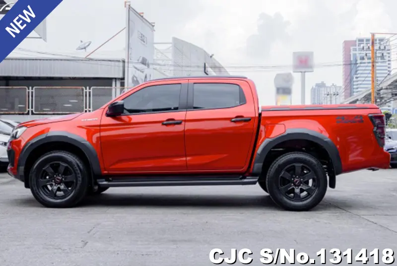 Isuzu D-Max in Orange for Sale Image 3