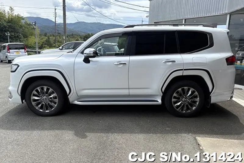 2023 Toyota / Land Cruiser Stock No. 131424