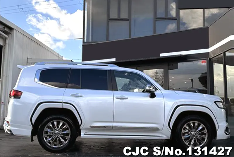 2023 Toyota / Land Cruiser Stock No. 131427