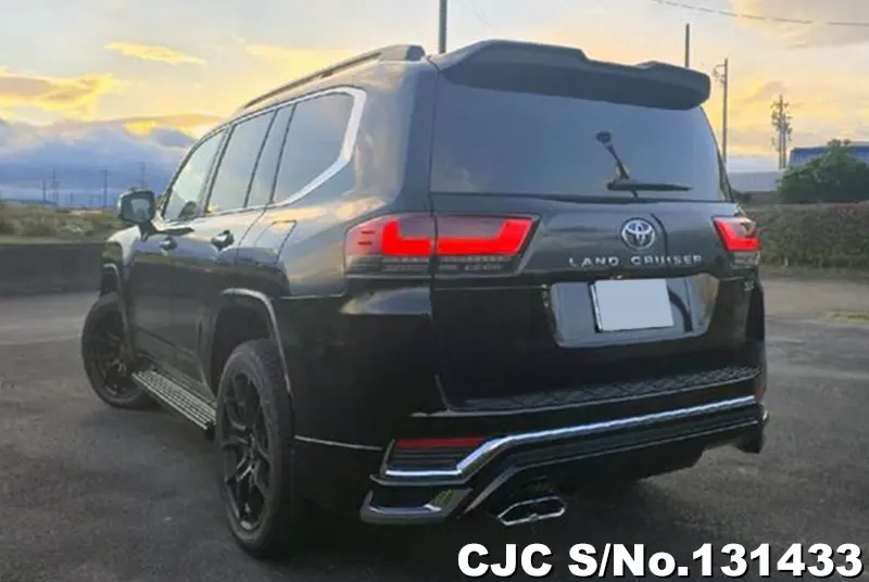 2023 Toyota / Land Cruiser Stock No. 131433